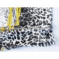 2015 New Design Leopard impresso estilo quadrado cetim 100% seda para mulheres